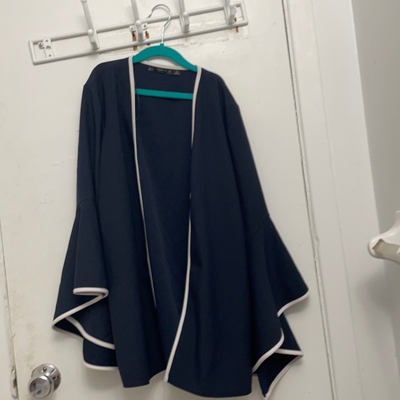 3/30 Zara blazer - Picture 1 of 3